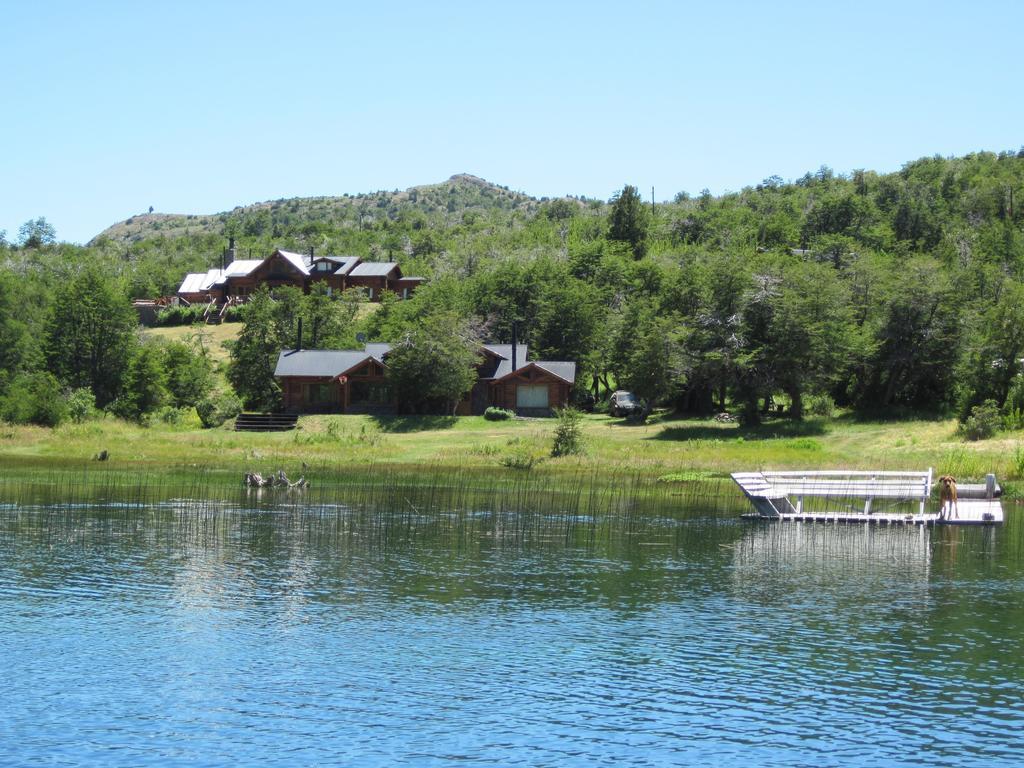 Laguna Larga Lodge Lago Futalaufquen Esterno foto