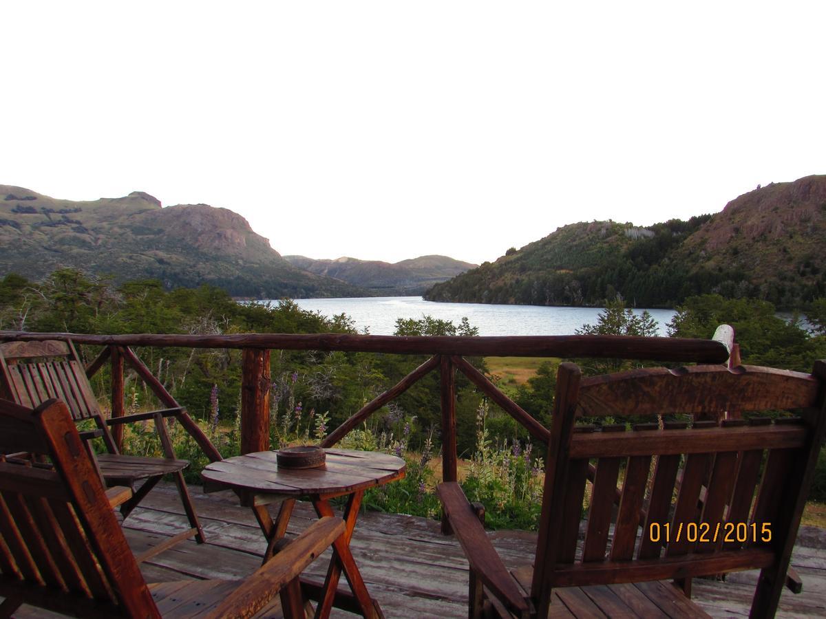 Laguna Larga Lodge Lago Futalaufquen Esterno foto